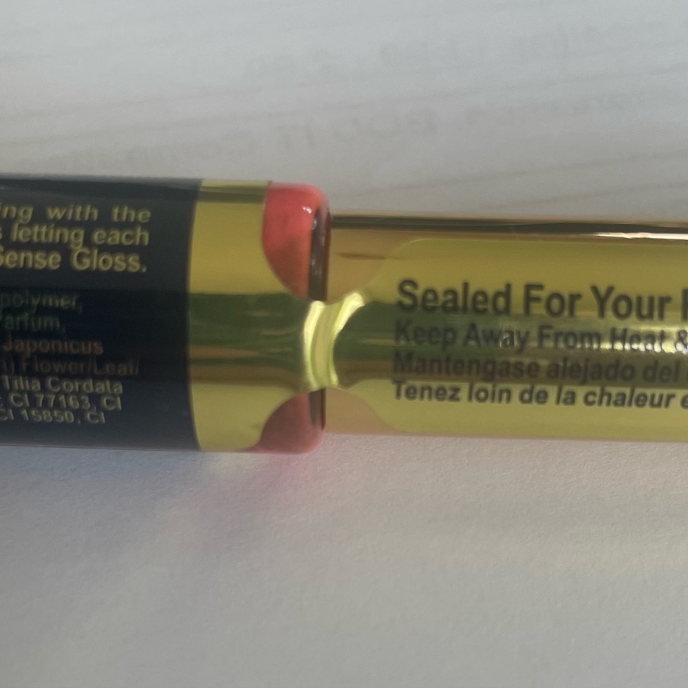 SeneGence Lipsense. Long Lasting Lipstick - color: Persimmon, new, seal intact - Picture 2 of 3